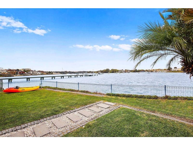 11b Collingwood Avenue, Cabarita NSW 2137