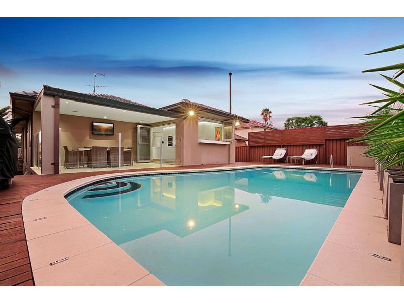 8 Rhonda Place, Concord NSW 2137