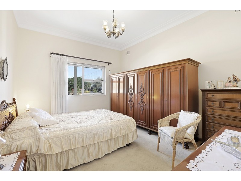 25 Zoeller Street, Concord NSW 2137