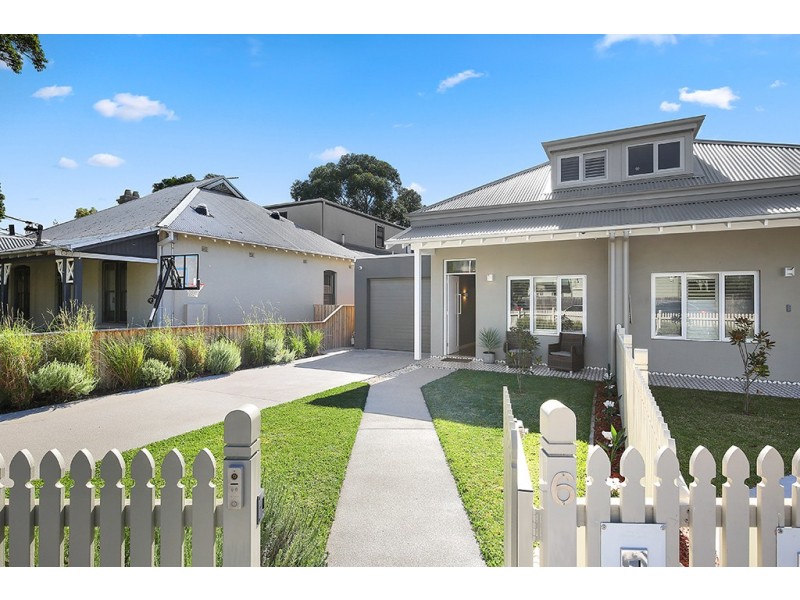 6 Tennyson Road, Concord NSW 2137