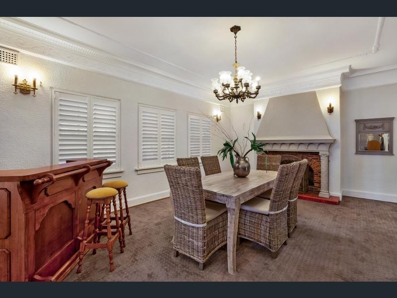 111 Cabarita Road, Cabarita NSW 2137