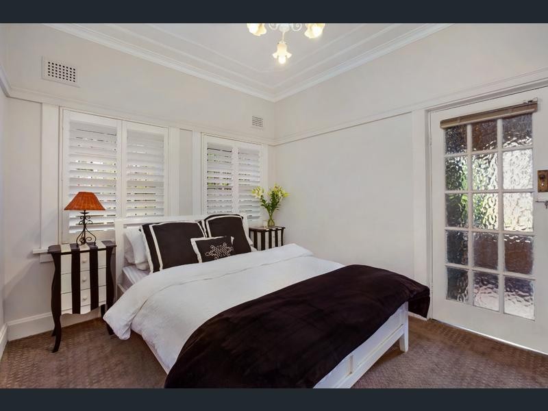 111 Cabarita Road, Cabarita NSW 2137