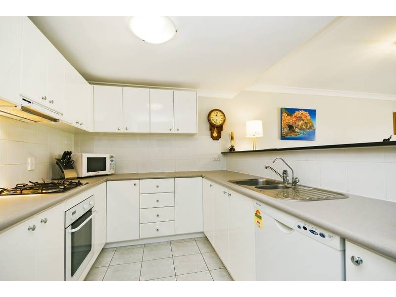 24/2 Bradley Place, Liberty Grove NSW 2138