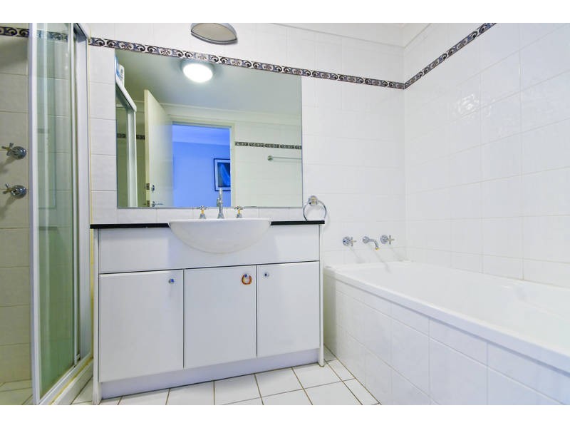 24/2 Bradley Place, Liberty Grove NSW 2138