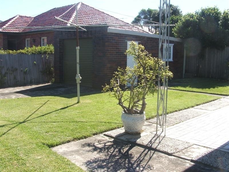 6 frederick Street, Concord NSW 2137