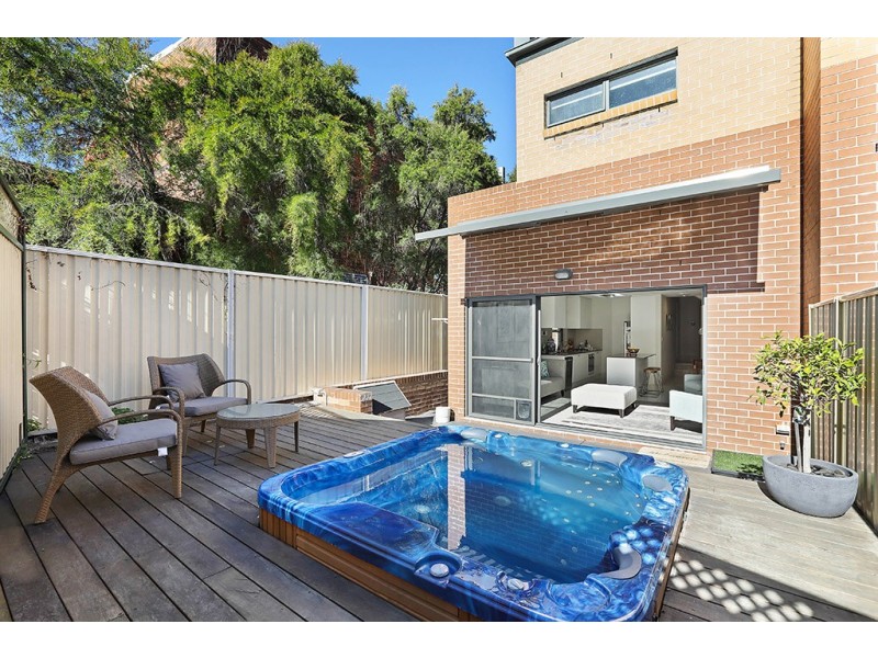 17a McDonald Street, Mortlake NSW 2137