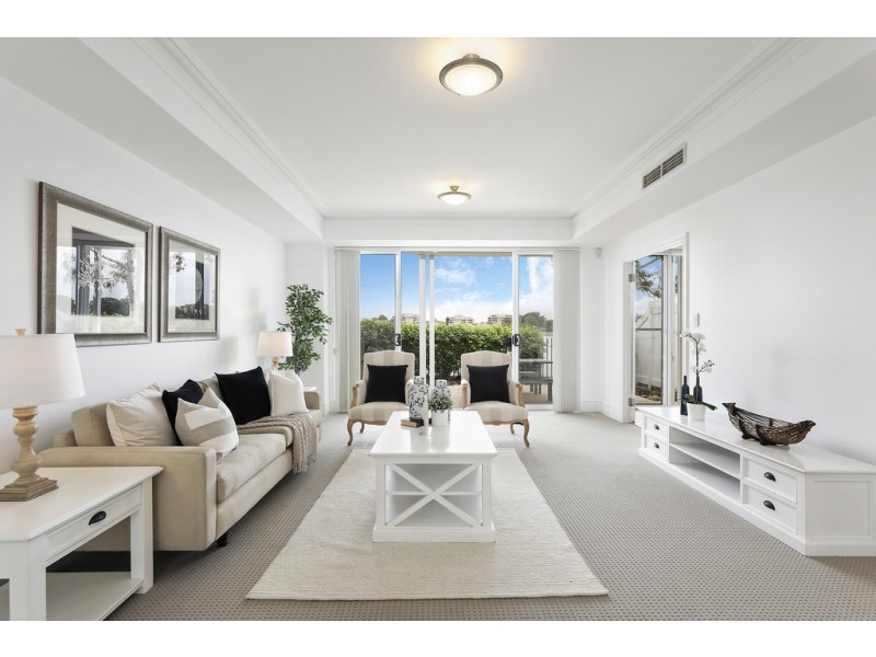 8 Jacaranda Drive, Cabarita NSW 2137