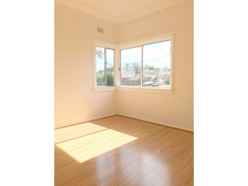 18 Quakers Road, Marayong NSW 2148