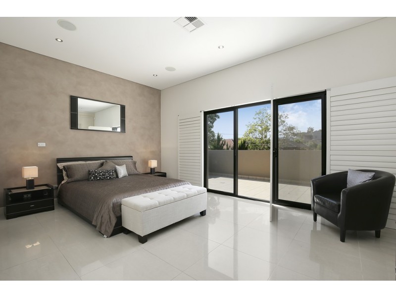 19 Trafalgar Parade, Concord NSW 2137