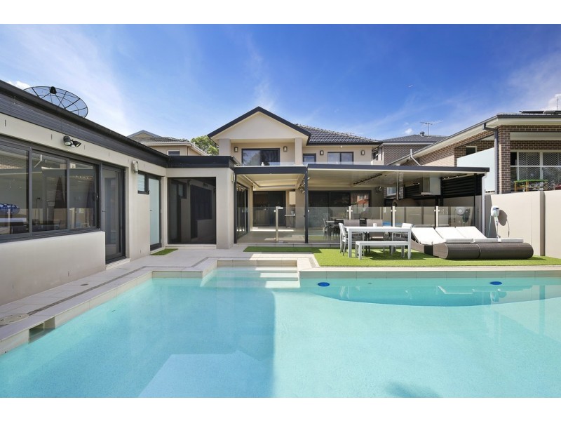 19 Trafalgar Parade, Concord NSW 2137