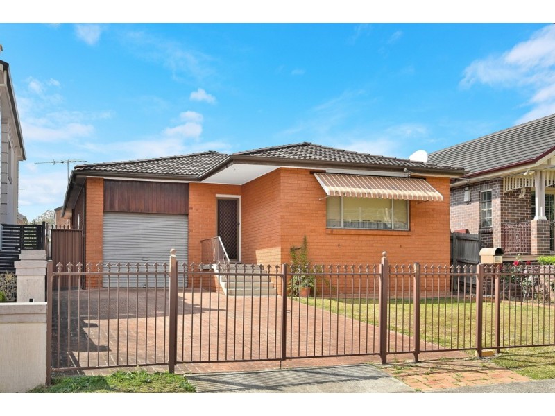 13 Medora Street, Cabarita NSW 2137