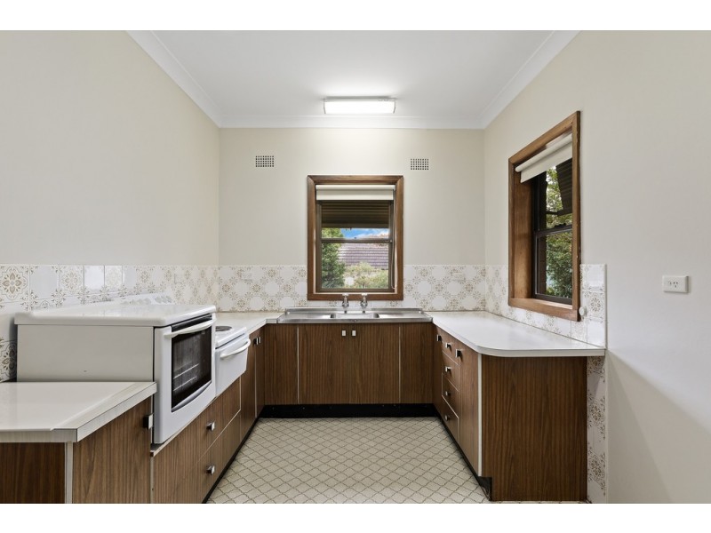 2 Loch Maree Parade, Concord West NSW 2138