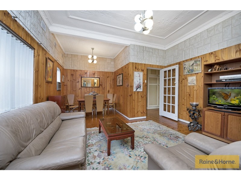 1A Brooklyn Street, Burwood NSW 2134