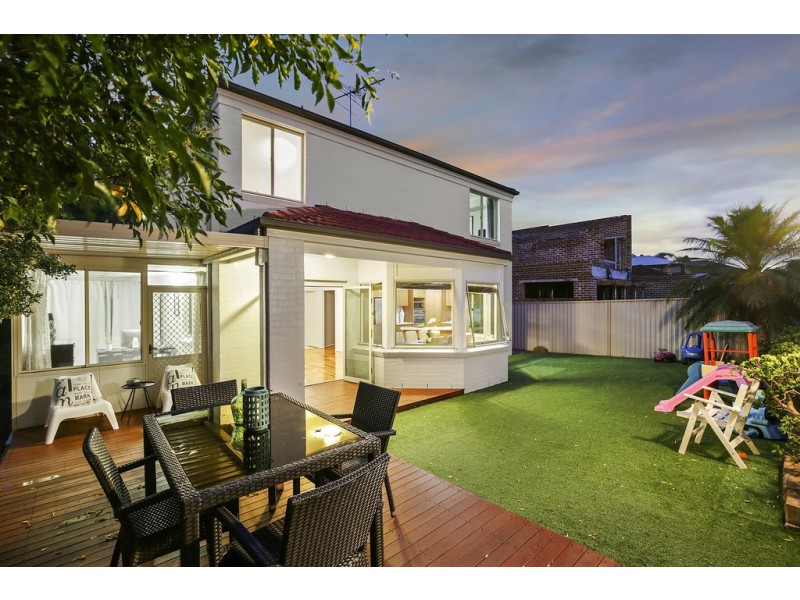 27 Frederick Street, Concord NSW 2137