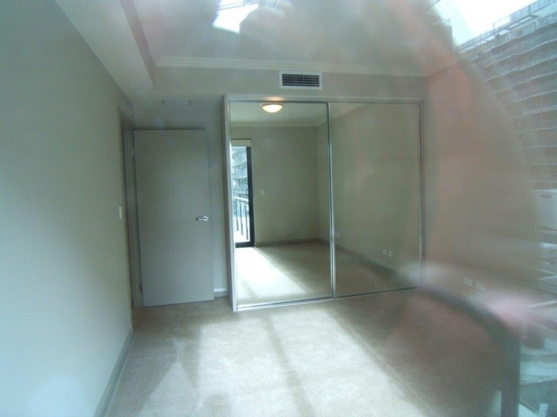 25/21 Angas Street, Meadowbank NSW 2114