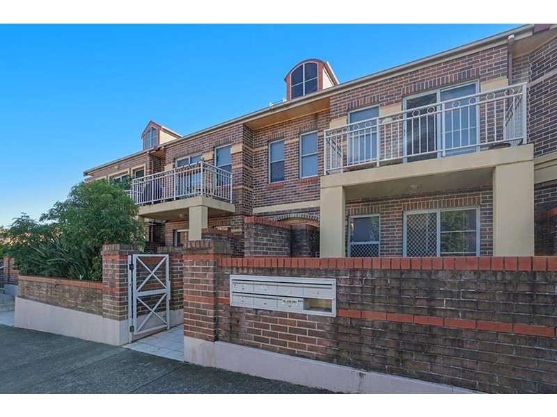 4/10 Webb Street, Croydon NSW 2132