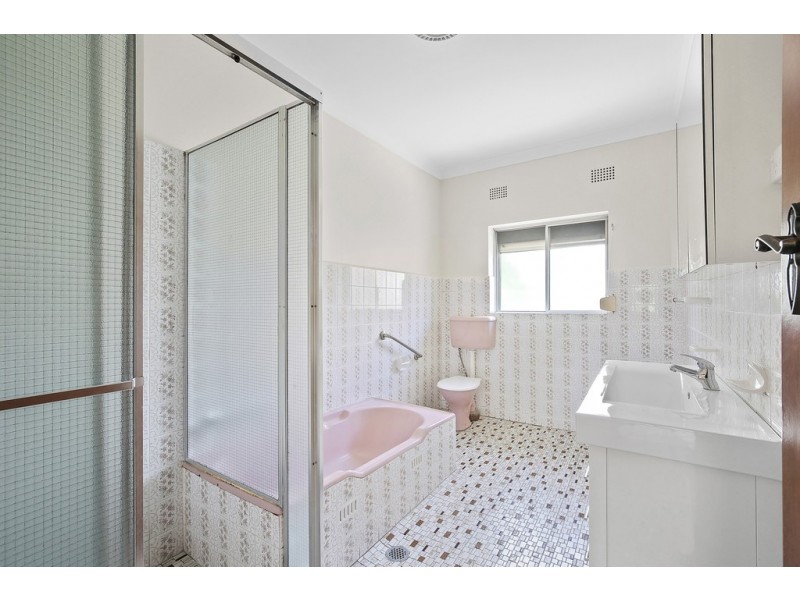 23 Station Street, Concord NSW 2137