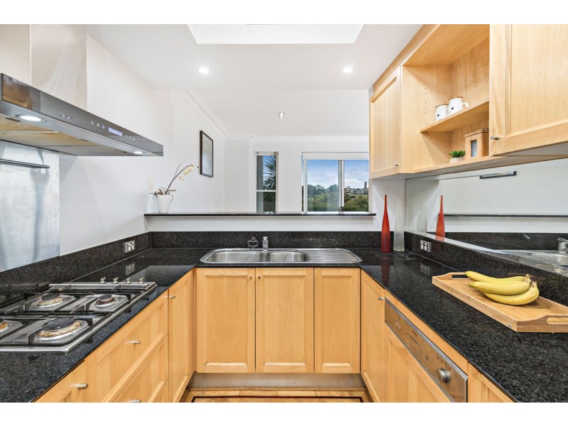 15 Jacaranda Drive, Cabarita NSW 2137