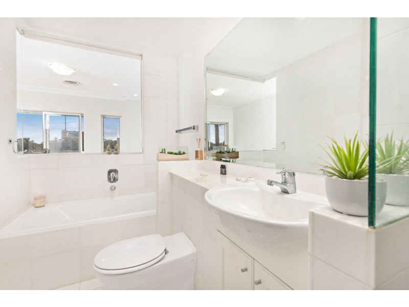 15 Jacaranda Drive, Cabarita NSW 2137