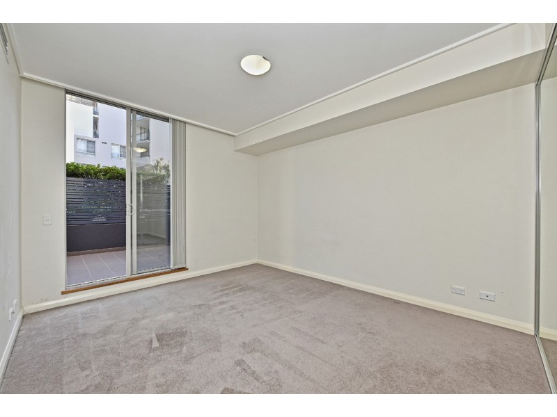 347/2 THE CRESCENT, Wentworth Point NSW 2127