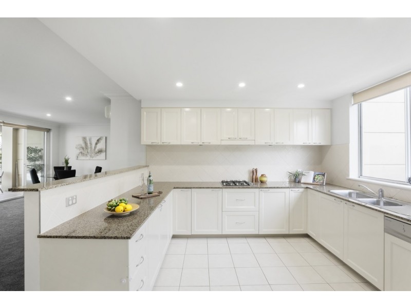 208/63 Admiralty Drive, Breakfast Point NSW 2137