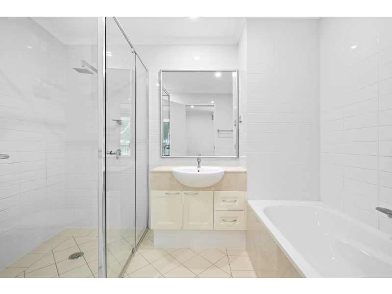 208/63 Admiralty Drive, Breakfast Point NSW 2137