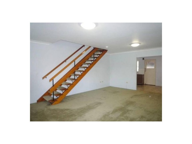 12/2  Greenlees Av, Concord NSW 2137