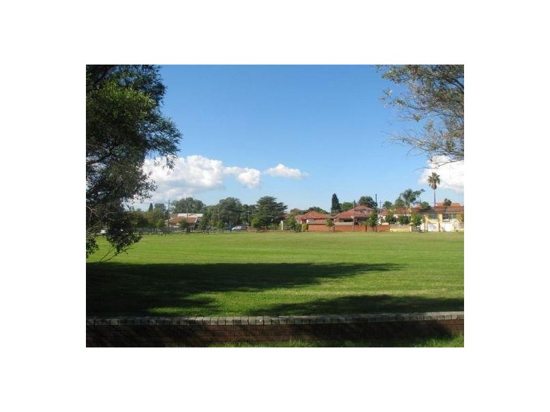 12/2  Greenlees Av, Concord NSW 2137