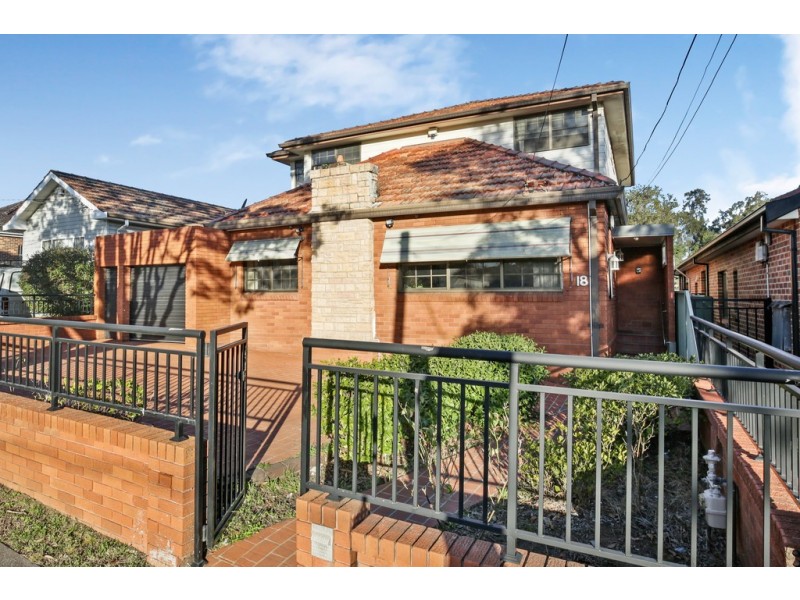 18 Payten Avenue, Roselands NSW 2196