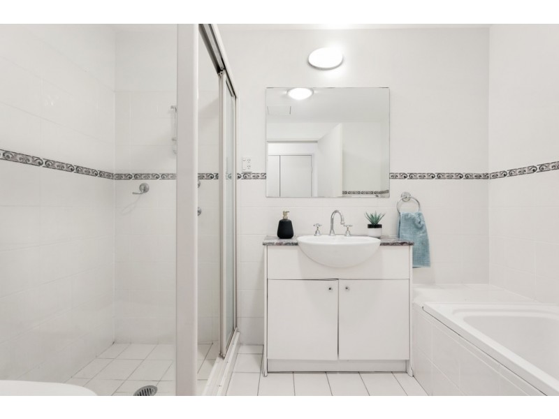 9/2 Wentworth Drive, Liberty Grove NSW 2138