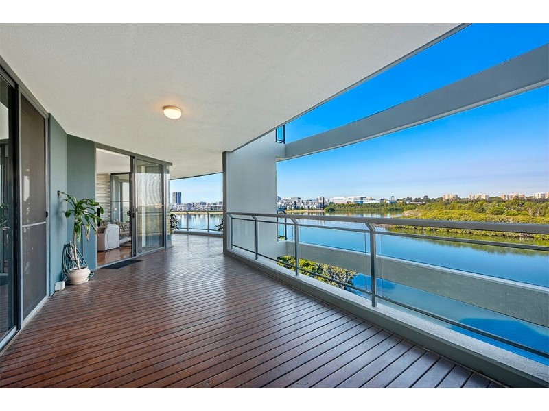 49/29 Bennelong Parkway, Wentworth Point NSW 2127