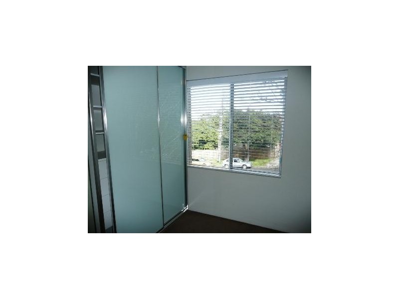 6/92 Station Ave, West Ryde NSW 2114