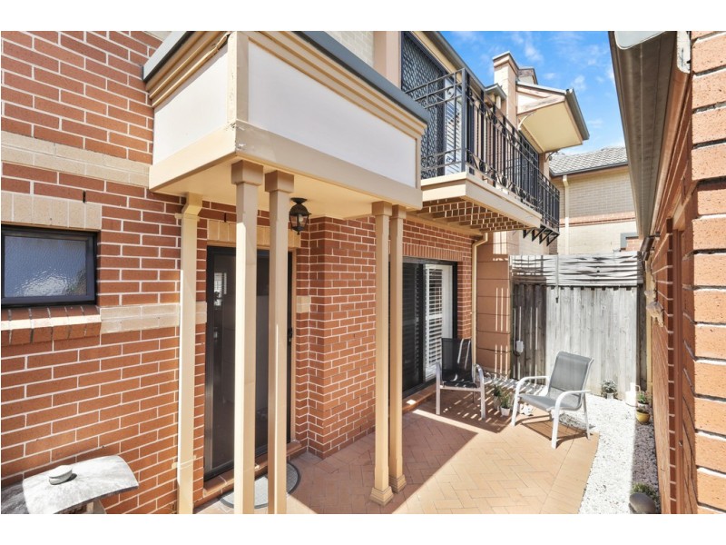 56 Charlton Drive, Liberty Grove NSW 2138