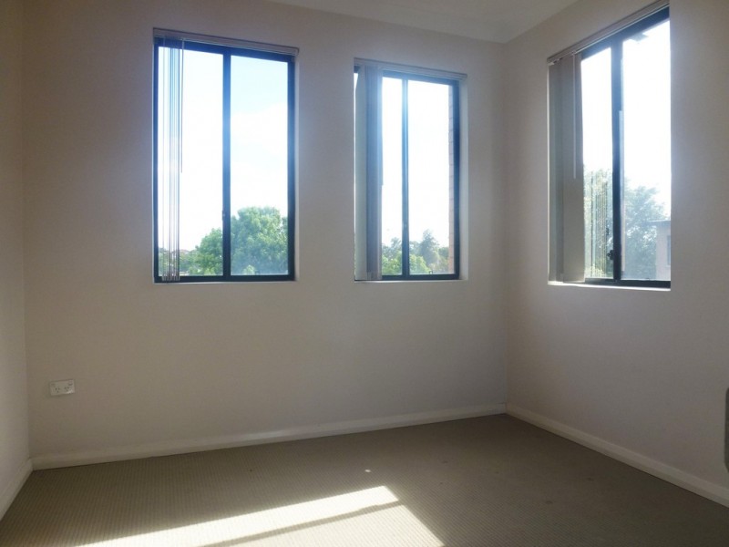 18/23-33 Napier Street, Parramatta NSW 2150