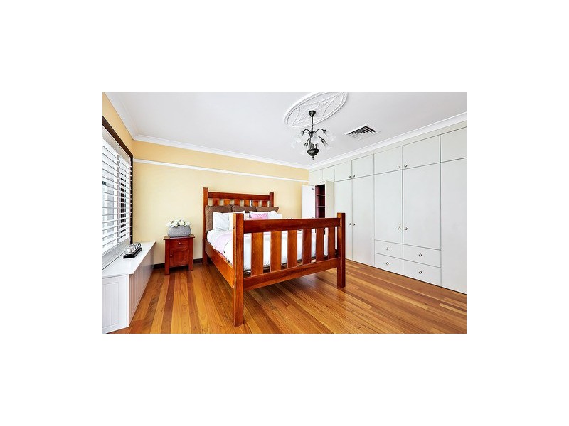 17 Empire Ave, Concord NSW 2137