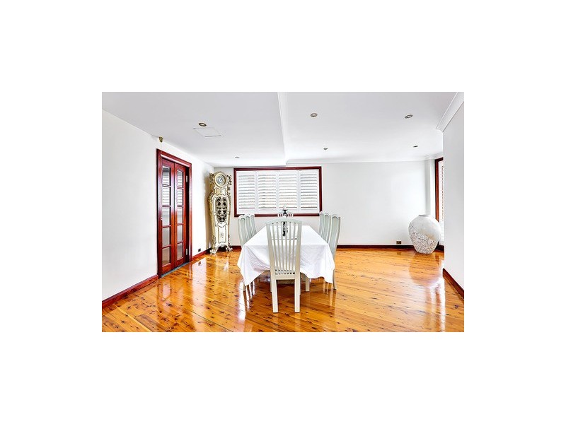 17 Empire Ave, Concord NSW 2137