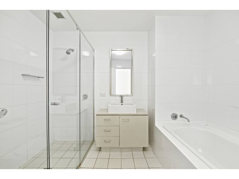 902/15 Peninsula Drive, Breakfast Point NSW 2137