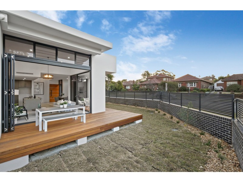 2 Nirranda Street, Concord West NSW 2138