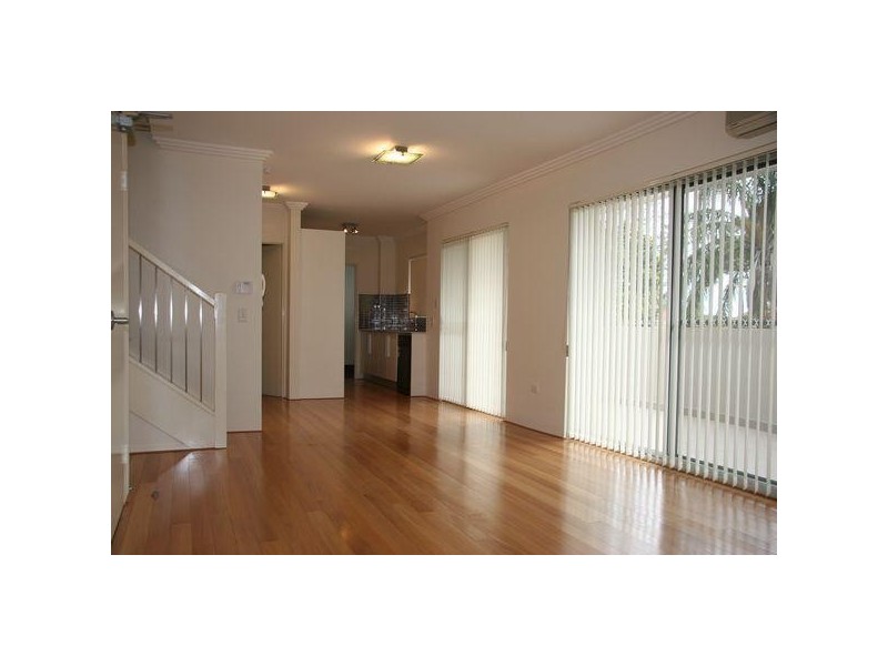 15/40-42 CHANDOS, Ashfield NSW 2131