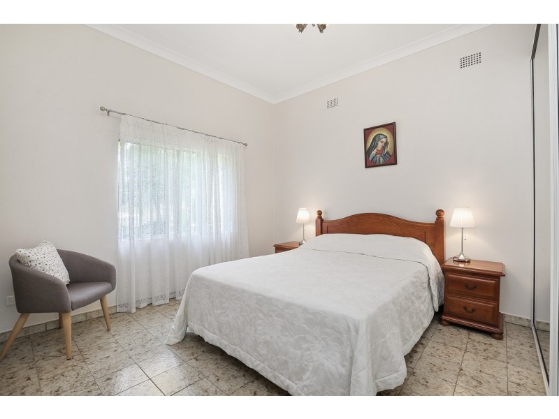 2 Albion Street, Concord NSW 2137