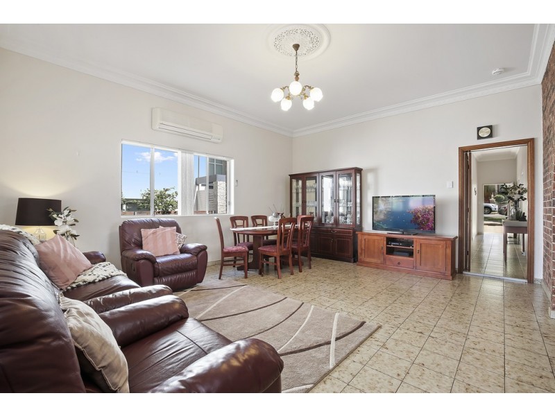 2 Albion Street, Concord NSW 2137