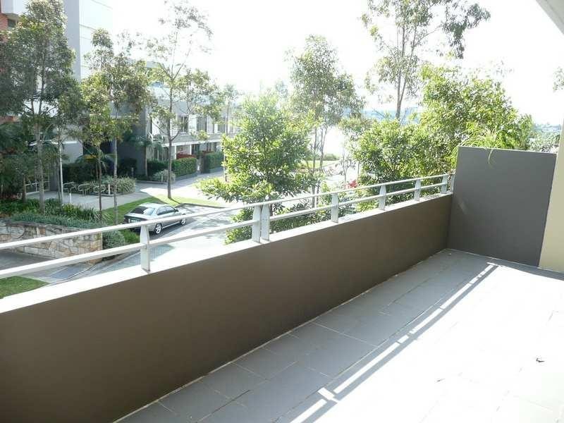 110/3 AMALFI DRIVE, Wentworth Point NSW 2127