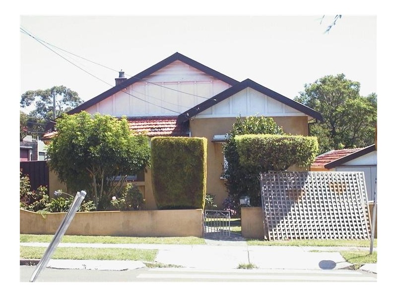 131 DAVIDSON AVENUE, Concord NSW 2137