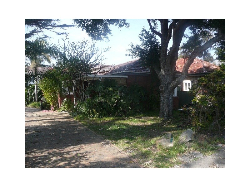 7 COLLINGWOOD AVENUE, Cabarita NSW 2137