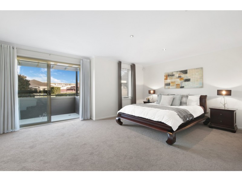 13 Correys Square, Cabarita NSW 2137