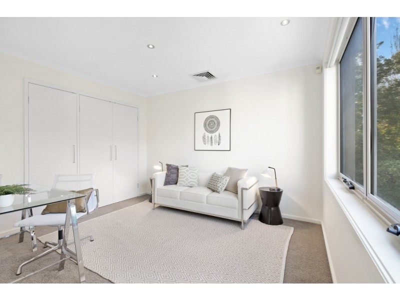 13 Correys Square, Cabarita NSW 2137