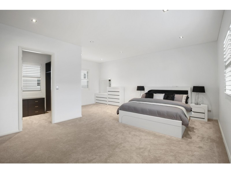 7 Emily Street, Breakfast Point NSW 2137