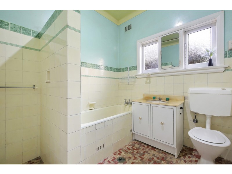 2A Lansdowne Street, Concord NSW 2137