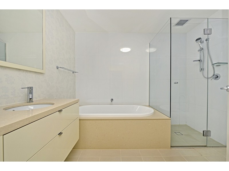 306/10-16 Vineyard Way, Breakfast Point NSW 2137