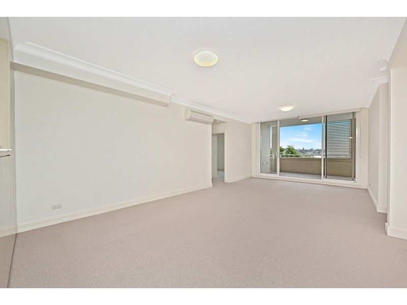 306/10-16 Vineyard Way, Breakfast Point NSW 2137